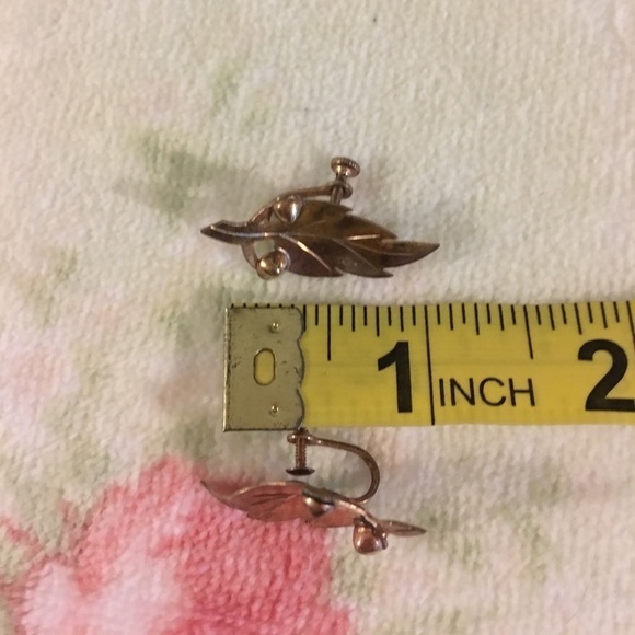 VINTAGE STERLING LEAF EARRINGS - Picture 4 of 4